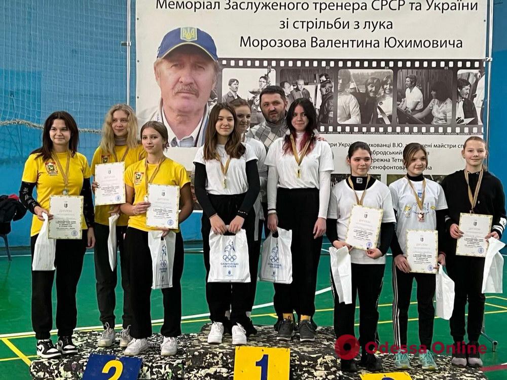 Одесситы завоевали медали всеукраинского турнира по стрельбе из лука