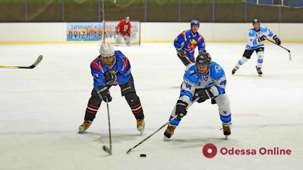 Долгожданное возвращение: после трехлетней паузы возобновляется чемпионат Одессы по хоккею