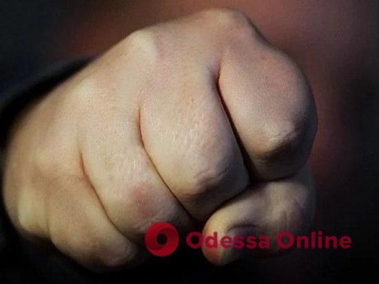 Житель Одесской области жестоко избил свою племянницу