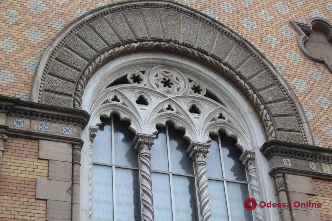 Реставрацию Одесской филармонии планируют завершить через полтора года