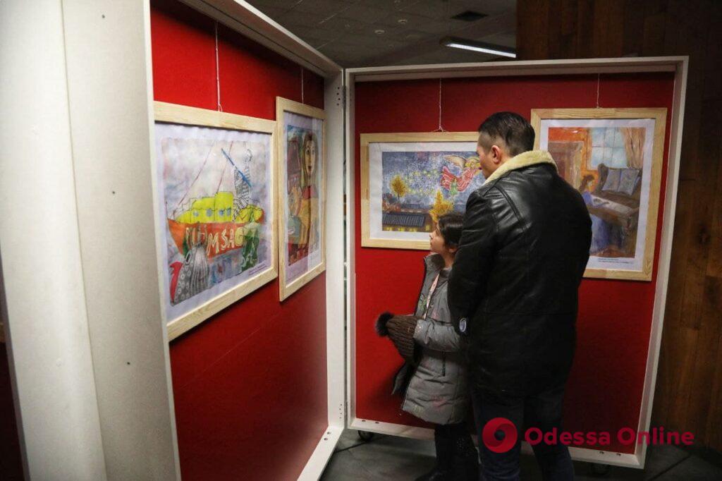 «Нарисовать мечту»: юные одесские художники представили свои работы (фото)