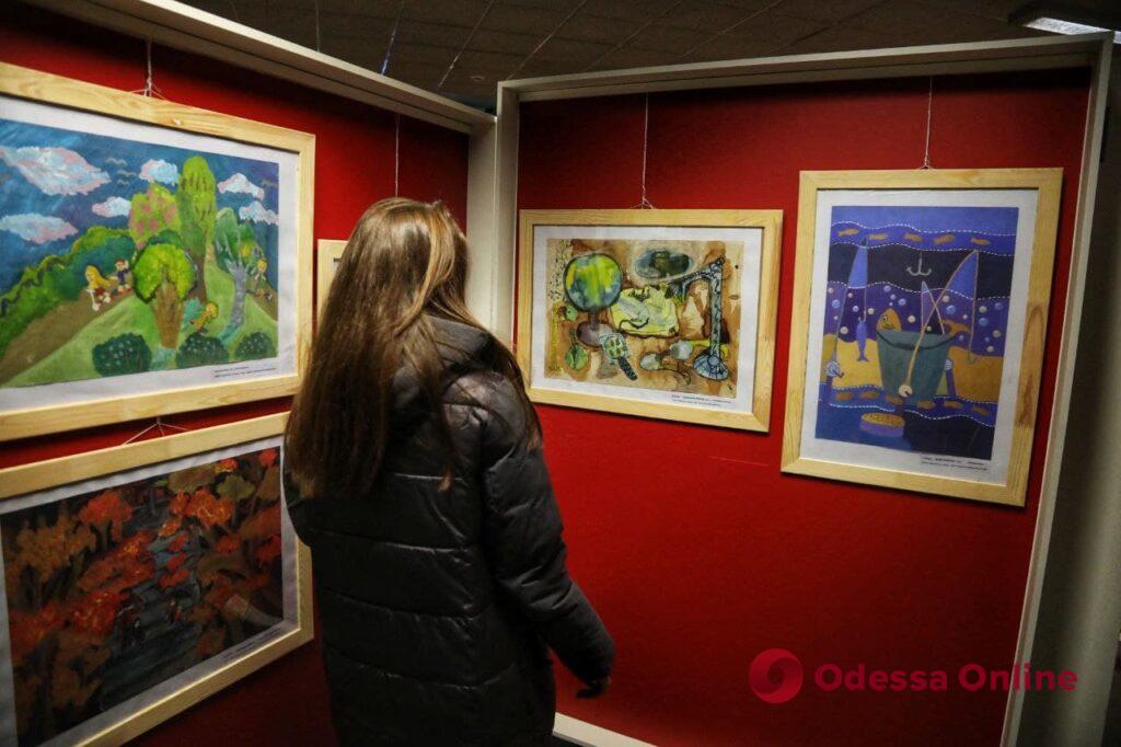 «Нарисовать мечту»: юные одесские художники представили свои работы (фото)