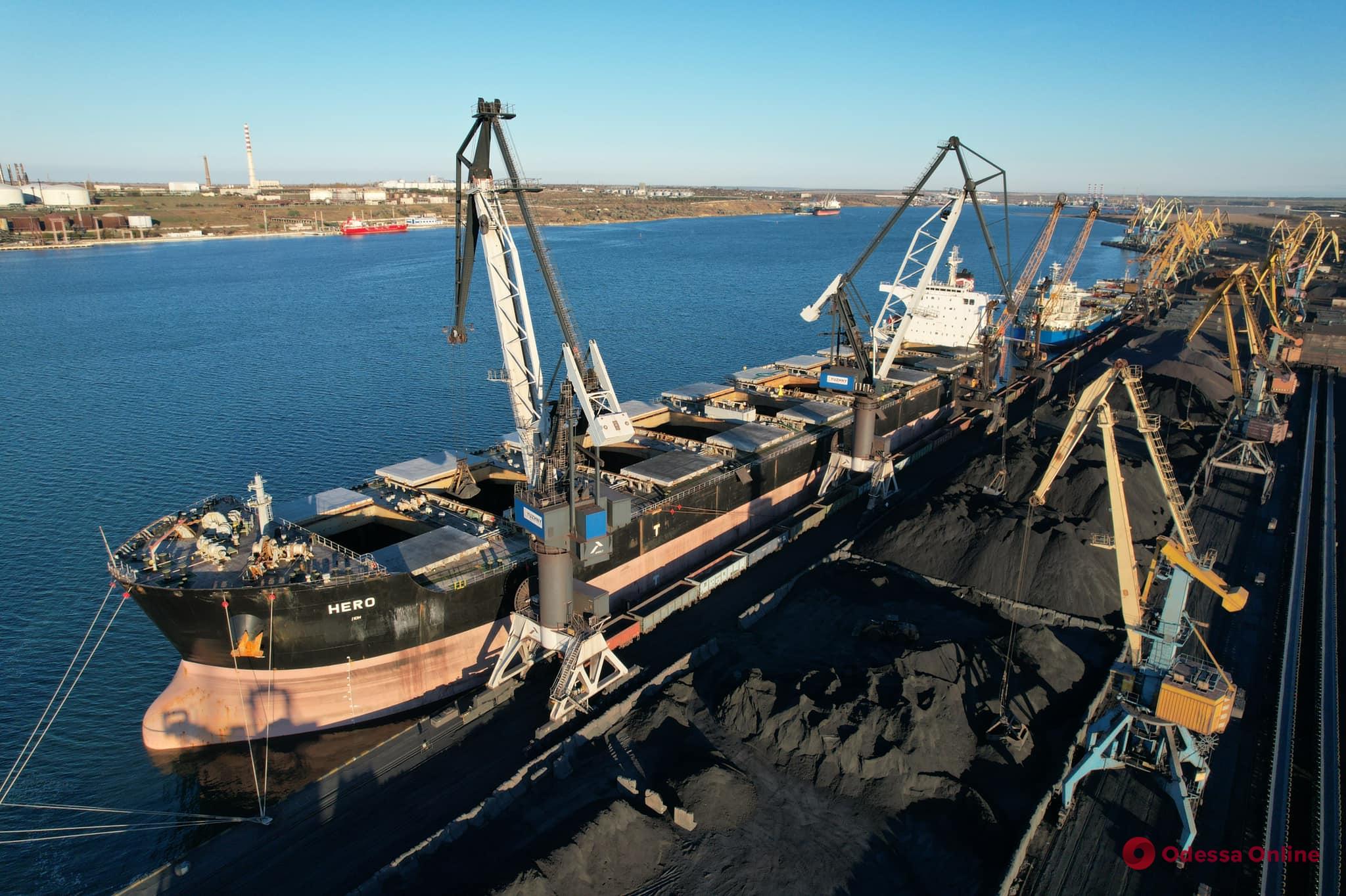 Порт «Южный» за год обработал более 16 миллионов тонн грузов