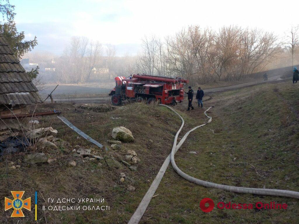 В селе Одесской области сгорело около трех тонн сена
