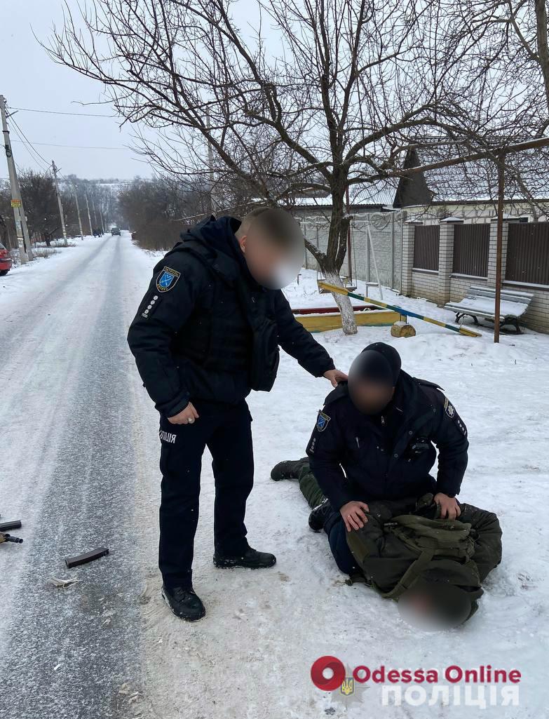 Солдат-срочник из Одесской области, который расстрелял пятерых человек, сам сдался правоохранителям