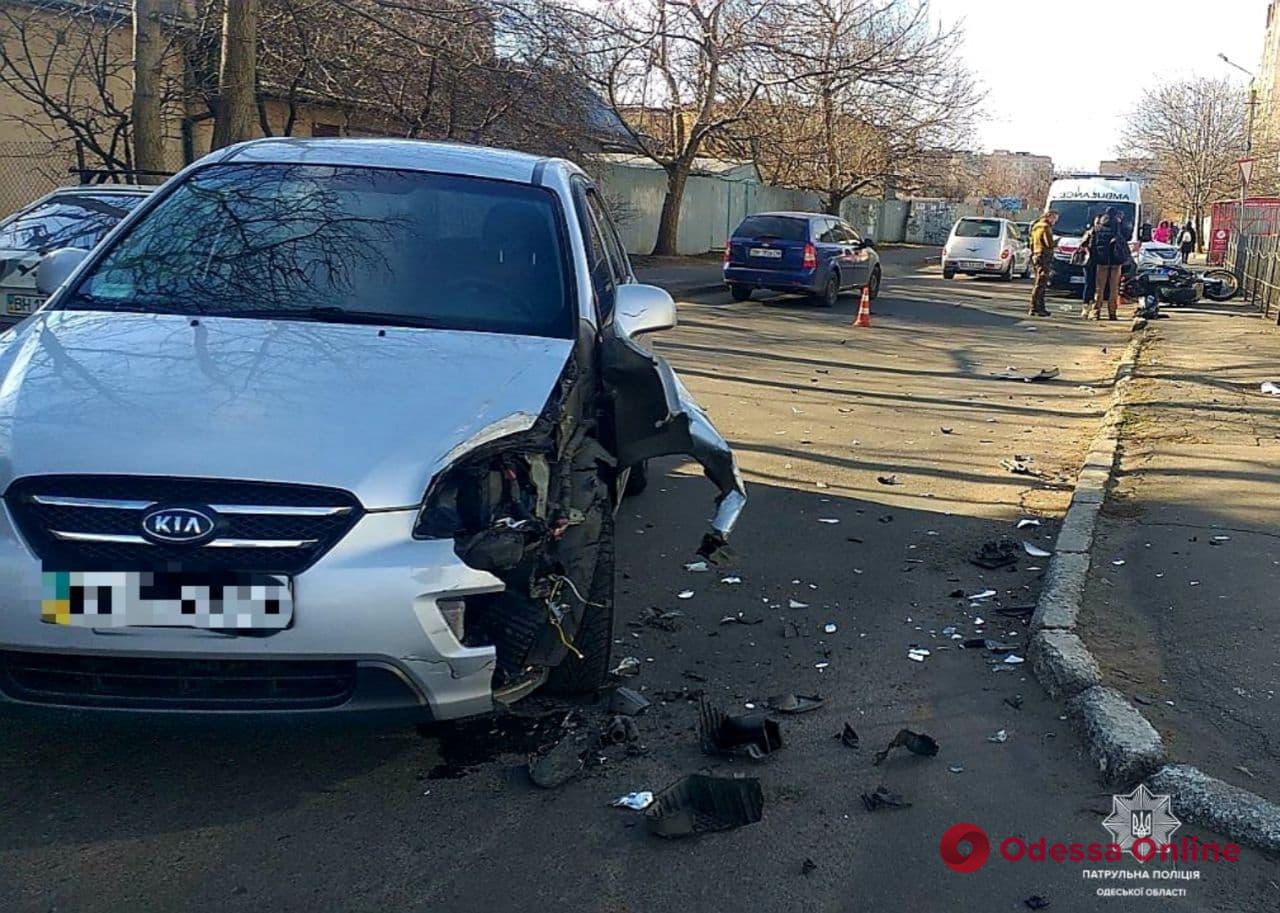 В Одессе в ДТП пострадал мотоциклист