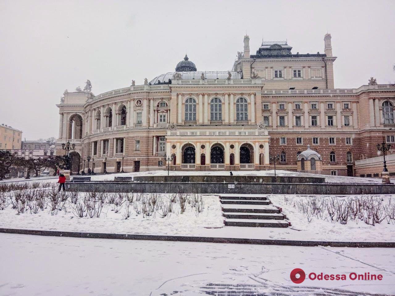 Январский снегопад в Одессе (фоторепортаж)