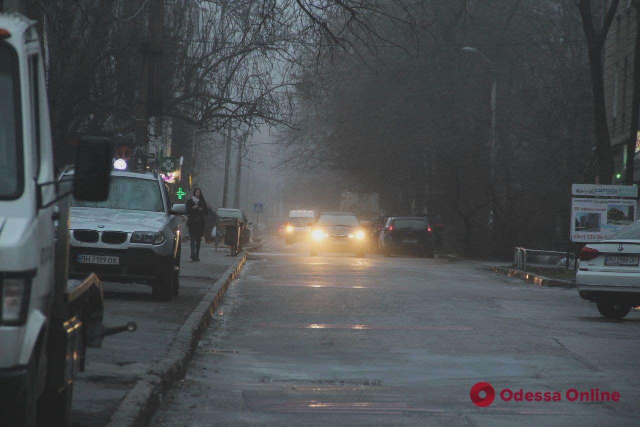 В Одесі та області оголошено штормове попередження через сильний туман