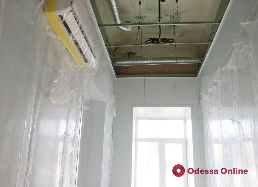 В Одессе продолжается ремонт Еврейской больницы: фотоотчет мэрии