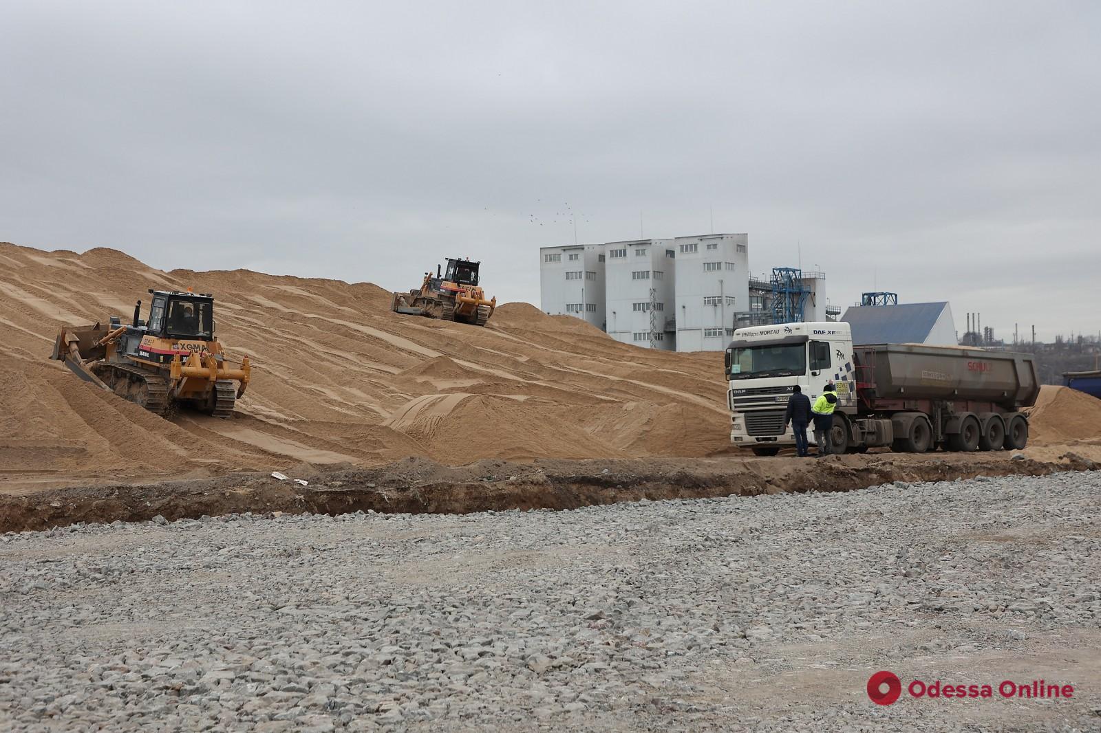 Строительство новой дороги в Одесский морской порт: завершить работы планируют до конца 2022 года (фото, видео)