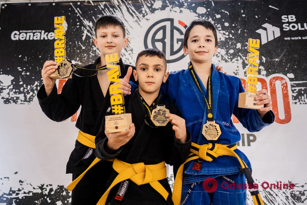 В Одессе состоялся зрелищный турнир по бразильскому джиу-джитсу среди детей и юношей