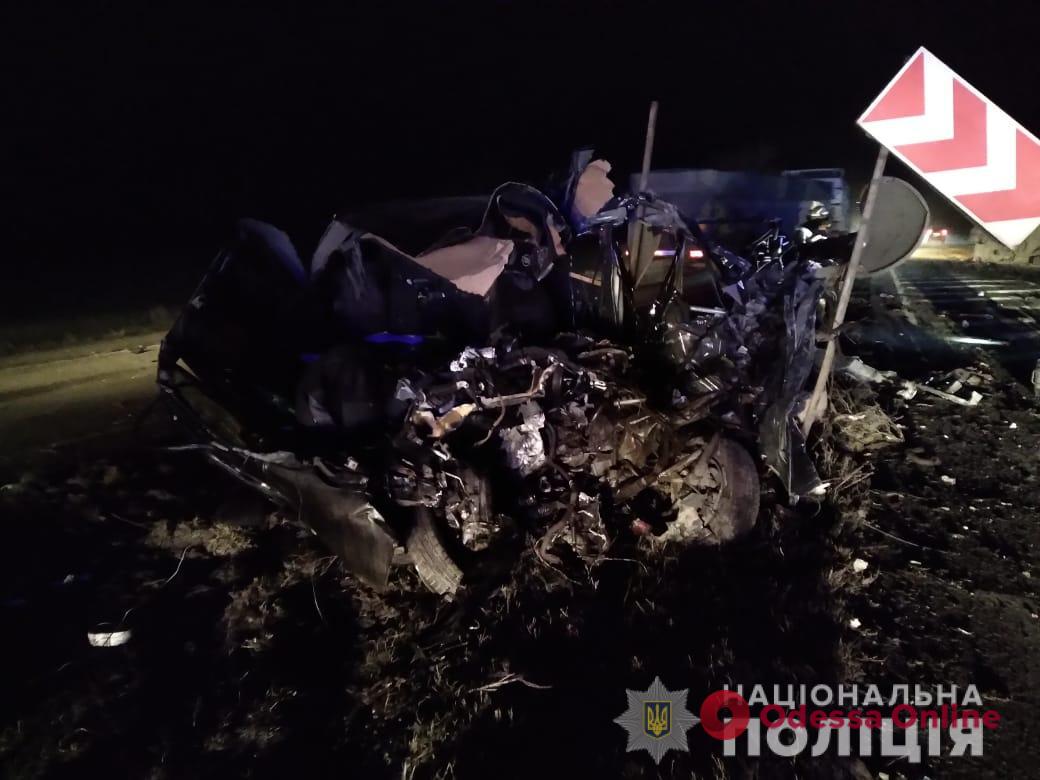 Трое погибших: на трассе Одесса-Николаев произошло смертельное ДТП (фото)