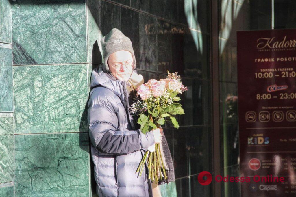 Любовное настроение в центре Одессы (фоторепортаж)