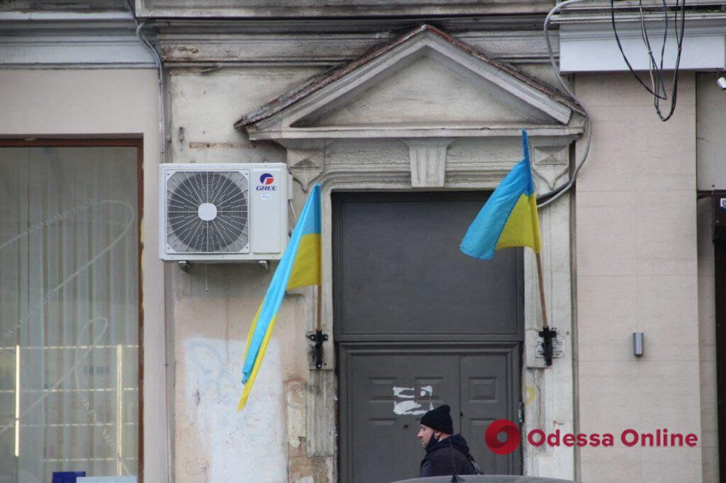 Одесса в сине-желтых цветах (фотозарисовка)