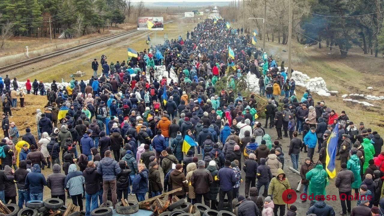 Тысячи жителей Энергодара стали на защиту города от российских оккупантов