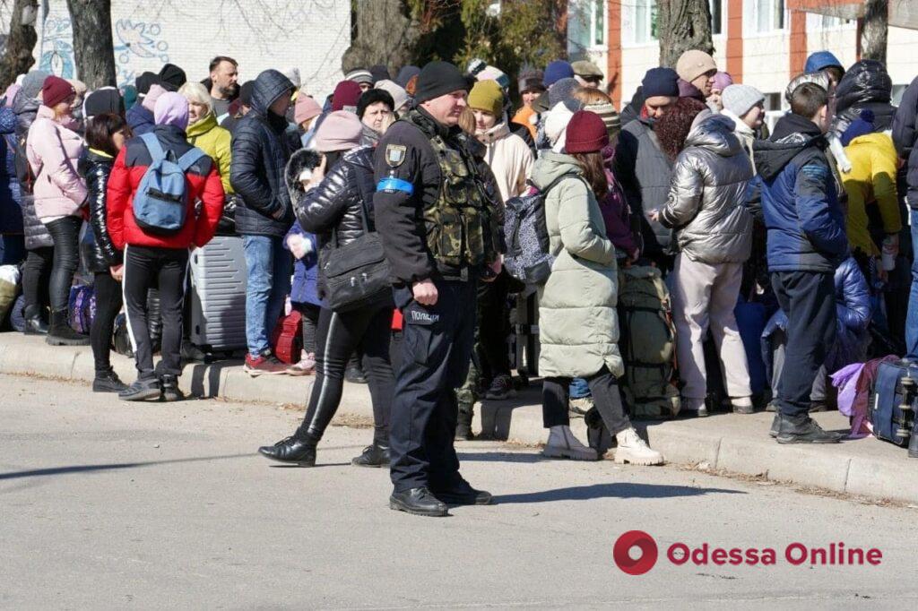 В Сумской области заработали гуманитарные коридоры — началась эвакуация людей