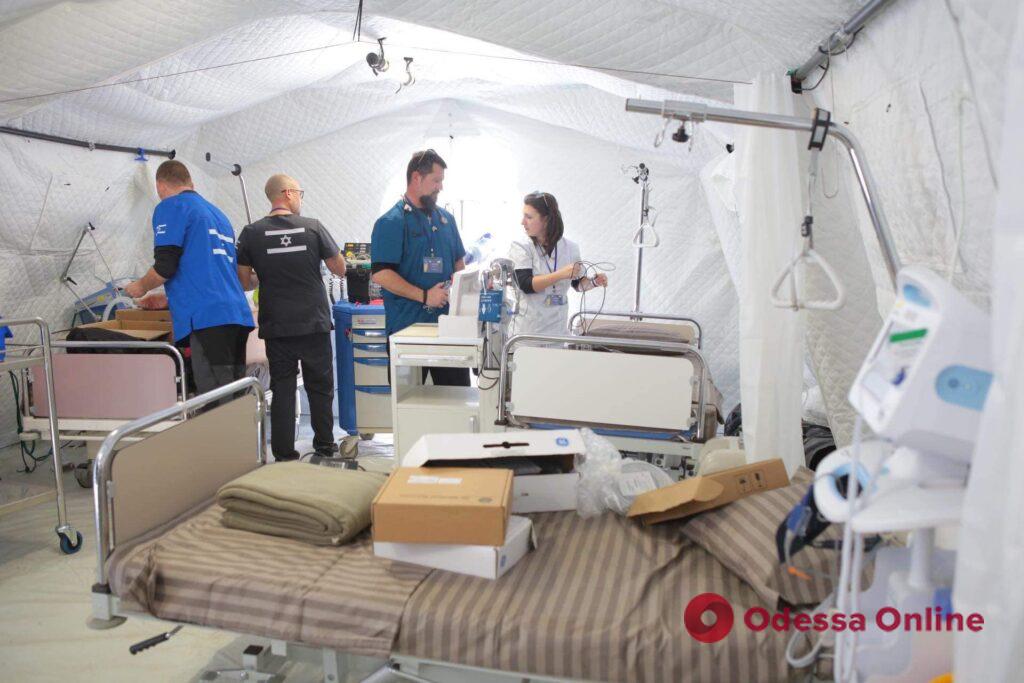 Израильские специалисты развернули полевой госпиталь на территории Львовской области