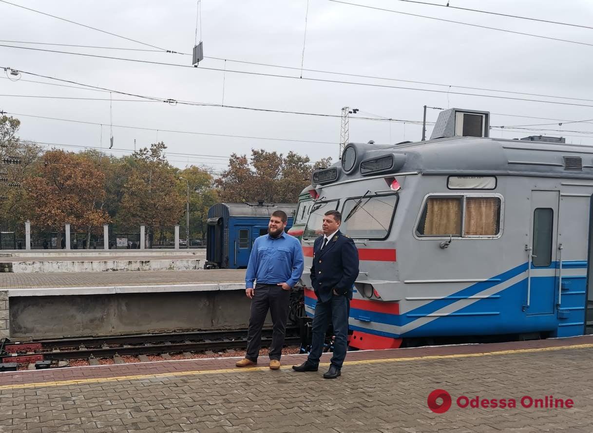 Одесская железная дорога возобновляет движение пригородных поездов до Белгорода-Днестровского