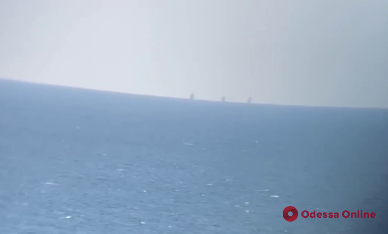 У берегов Одессы заметили российские корабли: это психологическое давление