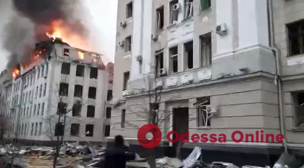 Харьков: оккупанты нанесли удар по зданию областного управления полиции
