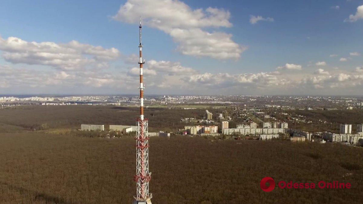 В Харькове российские оккупанты попали в телевышку (обновлено)