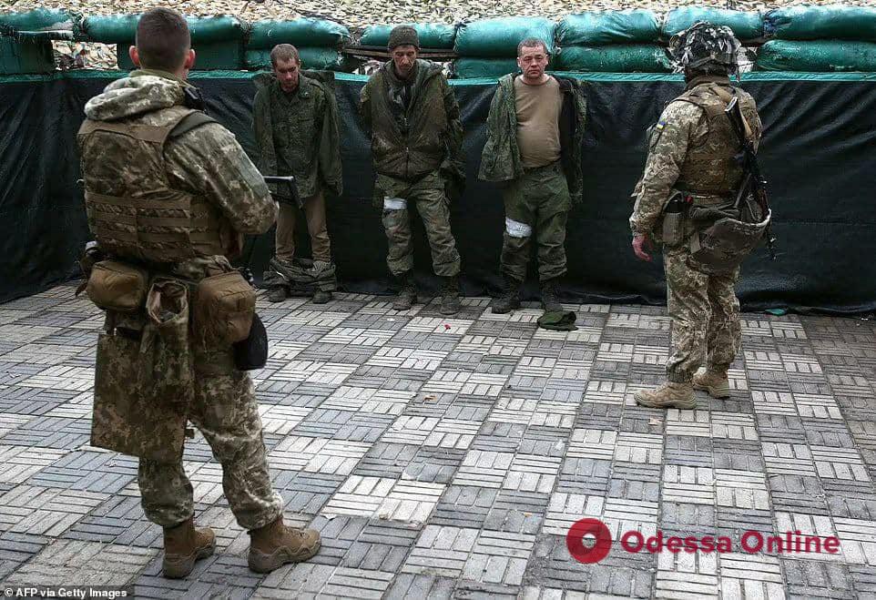 Арестович: Украина будет создавать полноценные лагеря для военнопленных РФ
