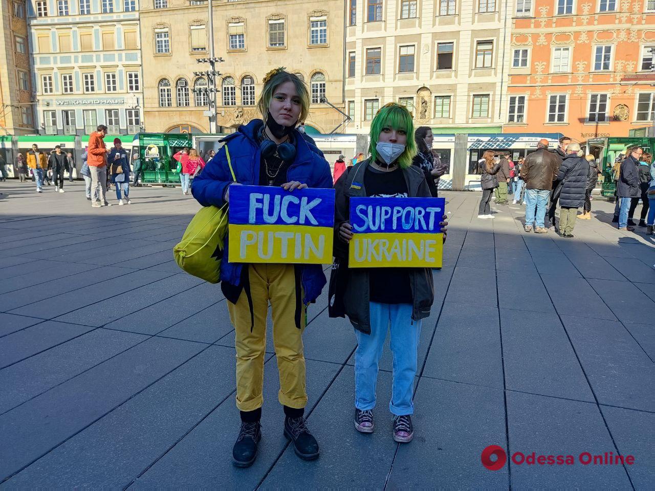 В разных странах продолжают проводить митинги в поддержку Украины (репортаж из австрийского Граца)