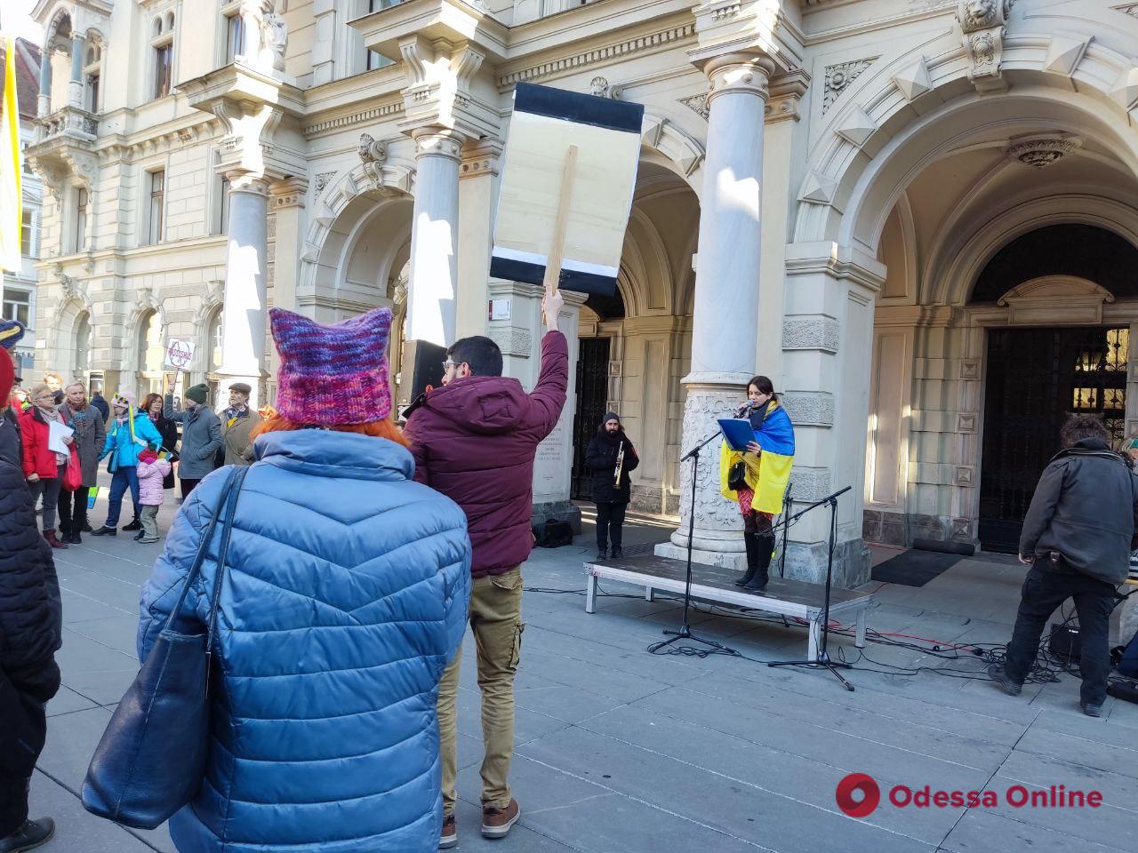 В разных странах продолжают проводить митинги в поддержку Украины (репортаж из австрийского Граца)