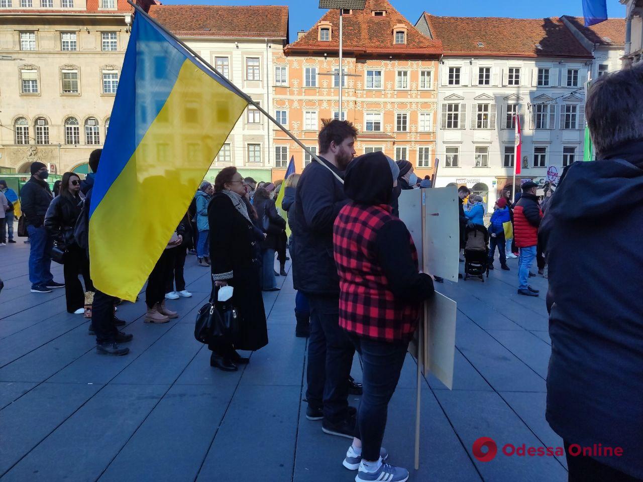 В разных странах продолжают проводить митинги в поддержку Украины (репортаж из австрийского Граца)