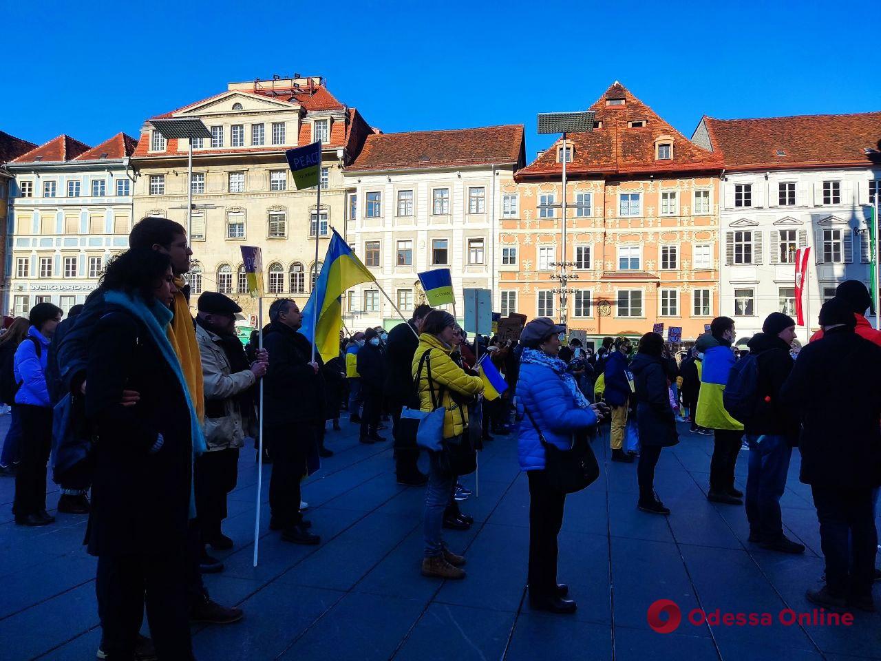 В разных странах продолжают проводить митинги в поддержку Украины (репортаж из австрийского Граца)