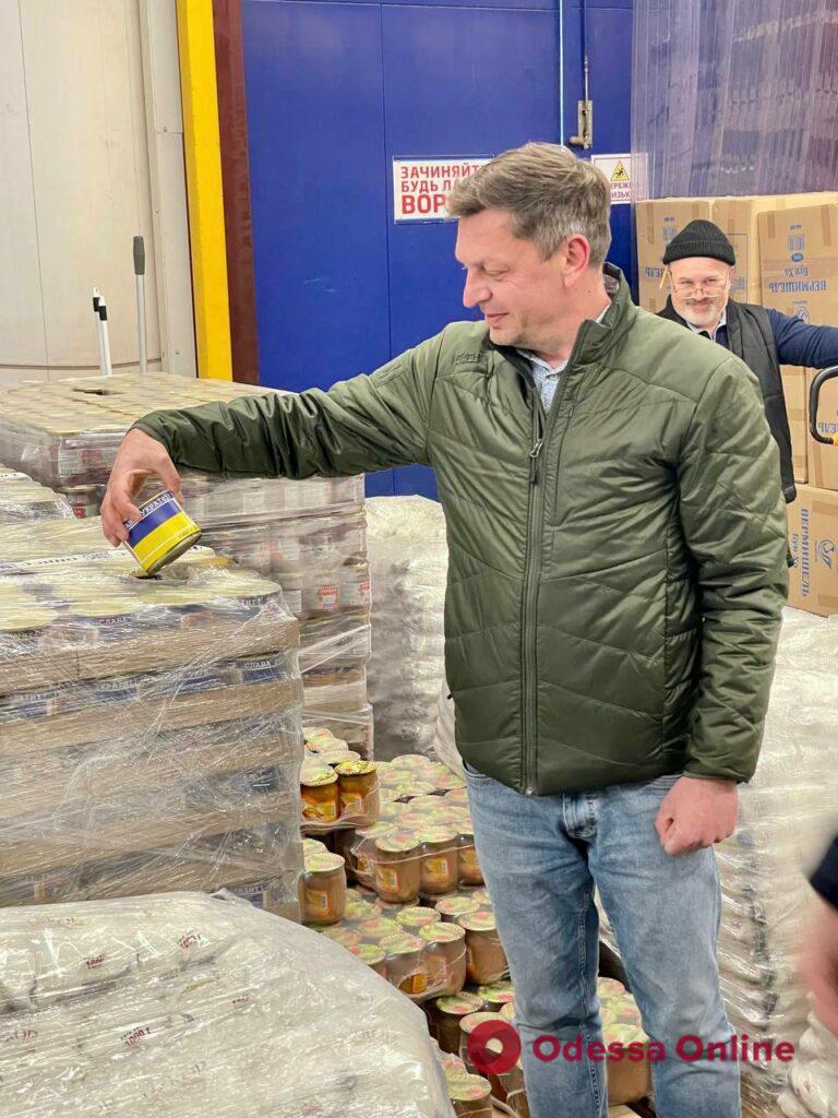 Из Одессы в Киев отправили 20 тонн продовольствия