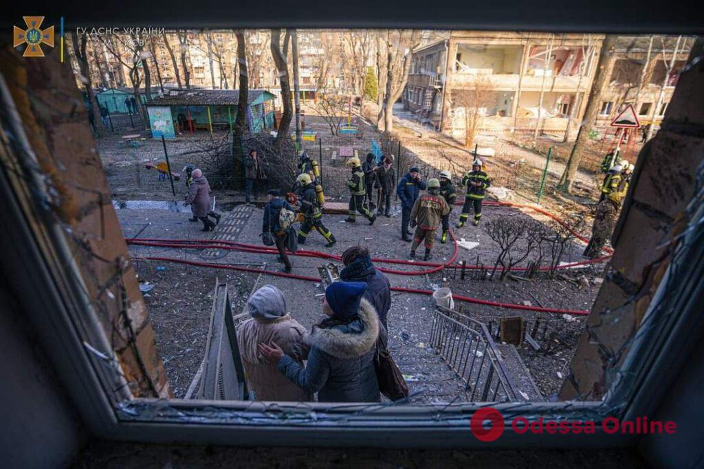 Утренний обстрел Киева: 19 пострадавших, один погибший