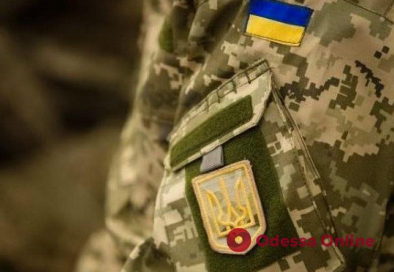 Всем украинским воинам-срочникам на период военного времени будут дополнительно платить 30 тысяч гривен в месяц