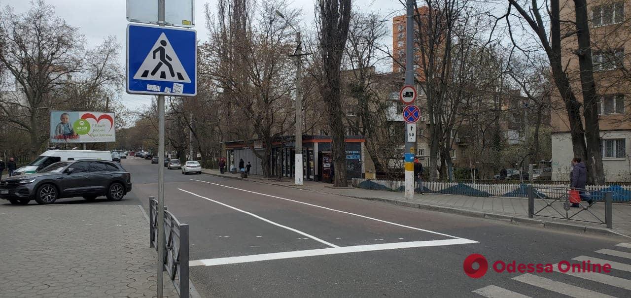 В Одессе на перекрестке Маршала Говорова и Черняховского частично меняется схема движения