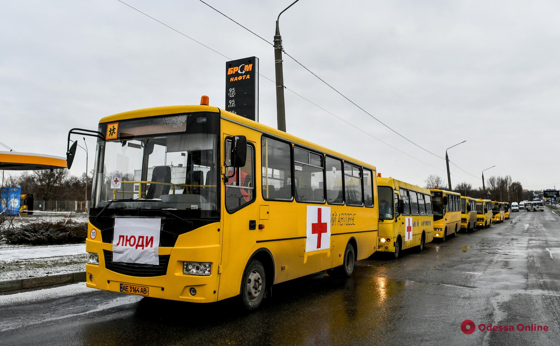 россия заблокировала 7 эвакуационных автобусов из Мариуполя, — Верещук