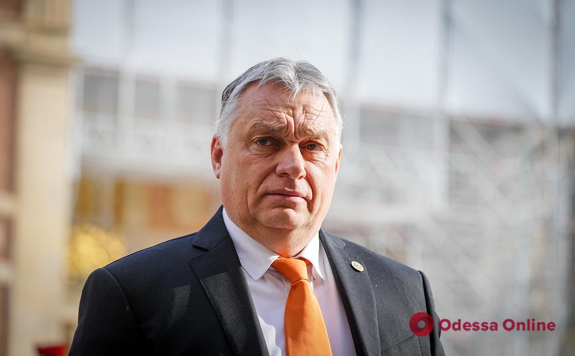 Виктор Орбан побеждает на выборах в Венгрии