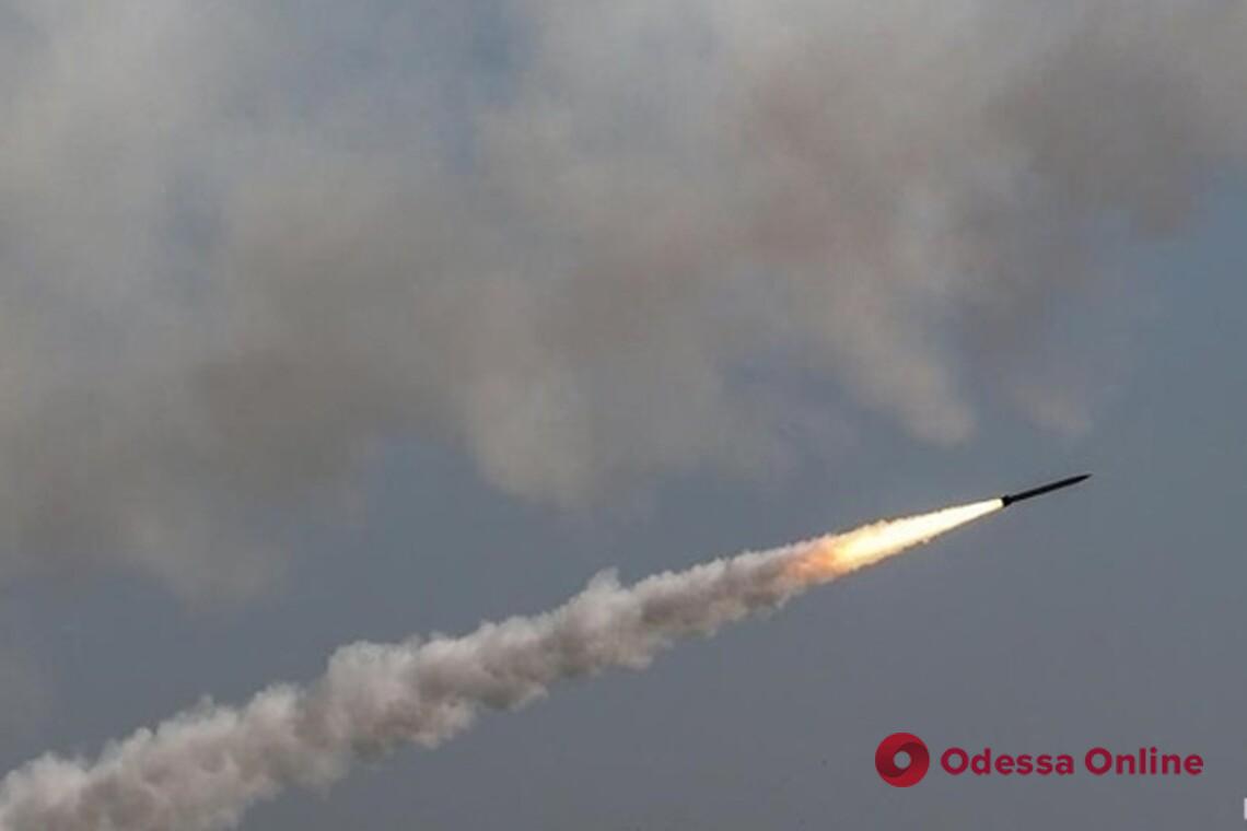 В Тернопольской области обломки ракеты повредили резервуары с удобрениями: произошла утечка химикатов