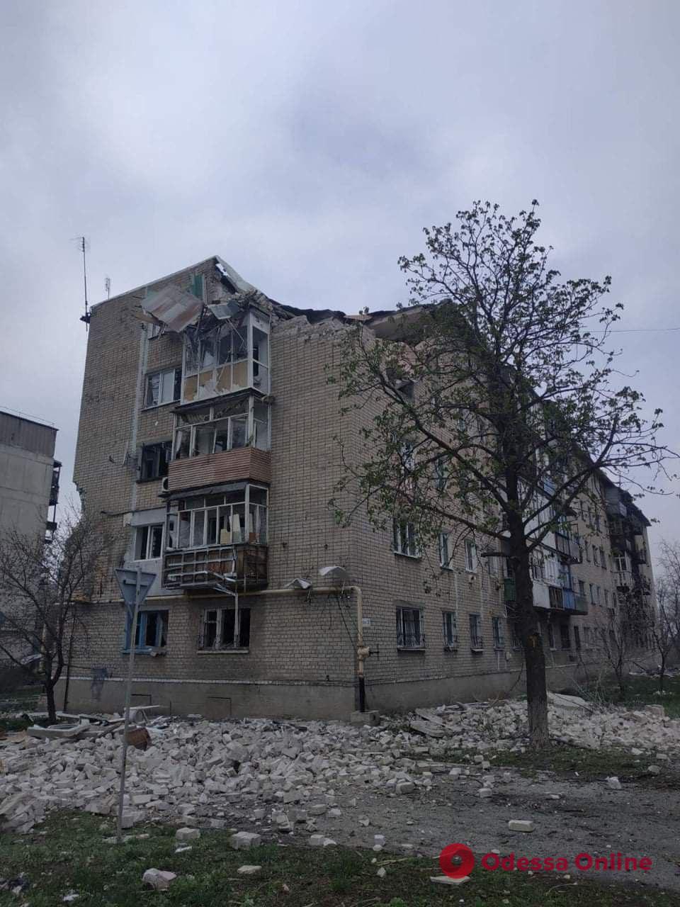 За сутки оккупанты 11 раз обстреляли мирных жителей в Луганской области