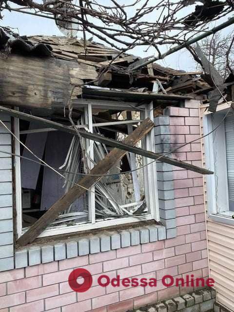 Оккупанты за сутки 12 раз обстреляли жилые дома в Луганской области — есть погибшие