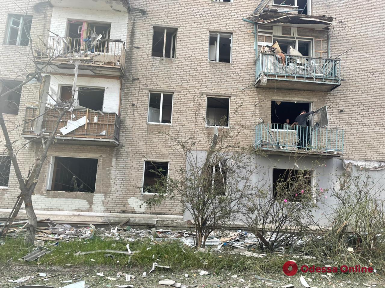 Враг нанес ракетный удар по Славянску: по меньшей мере трое погибших, шестеро раненых