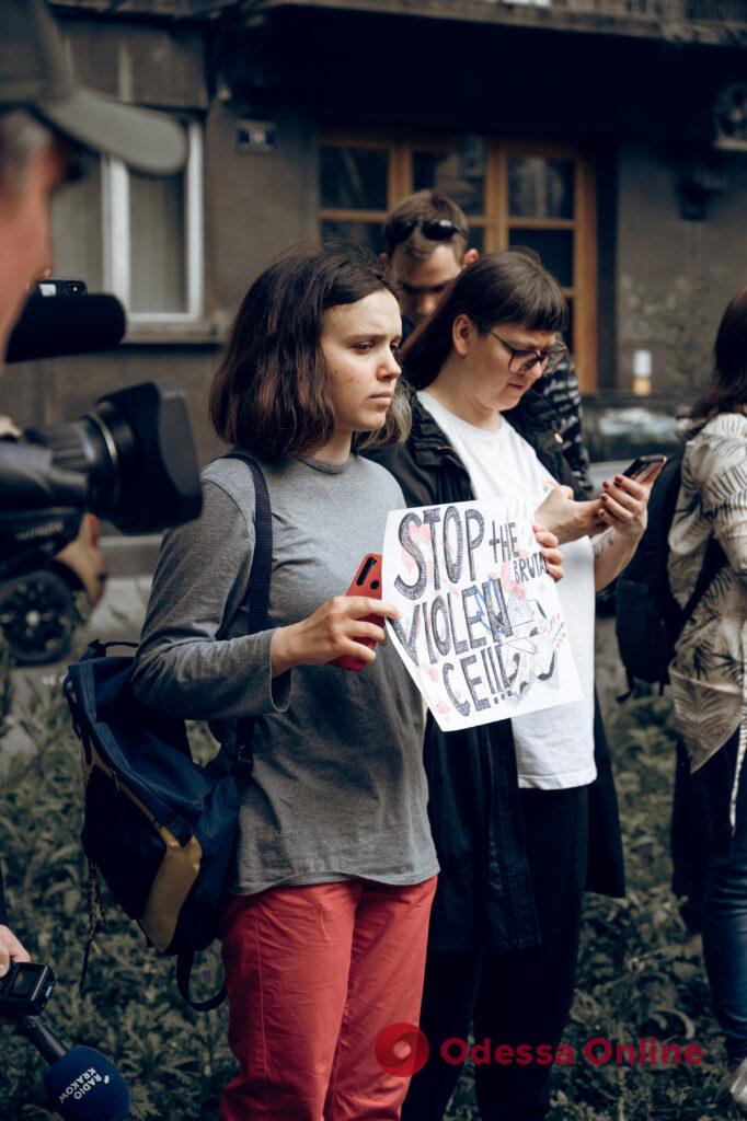 «Изнасилование – это военное преступление»: в Кракове прошла акция протеста возле консульства россии (фоторепортаж)
