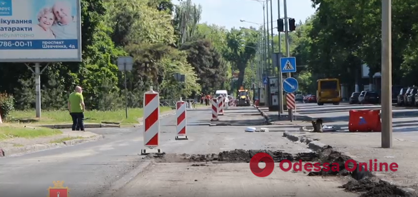 В Одессе стартовали аварийные и восстановительные работы дорожного покрытия