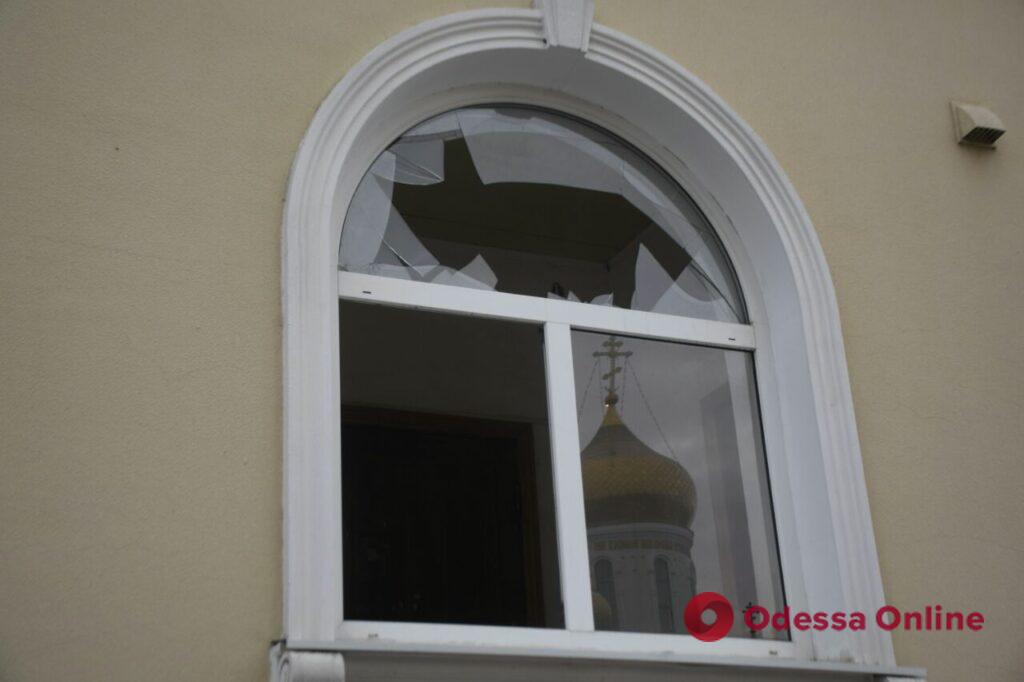 Одесский монастырь после ракетного удара (фото)