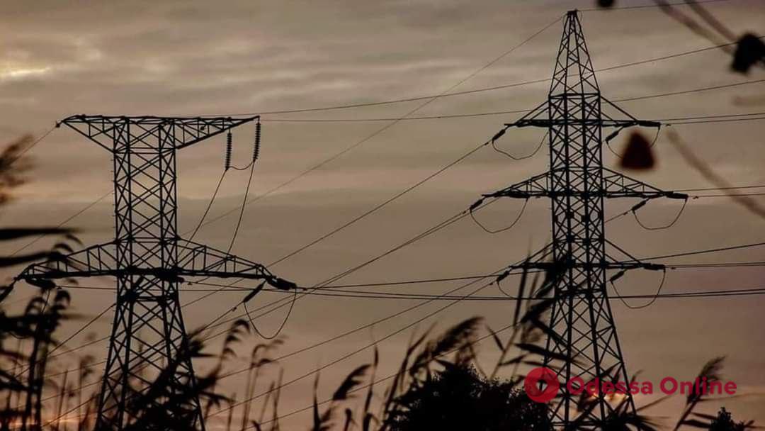 Луганская область обесточена — россияне повредили последнюю мощную электроподстанцию