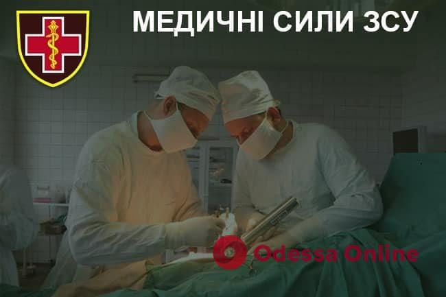Украинские военные хирурги провели операцию, не имеющую аналогов в мире