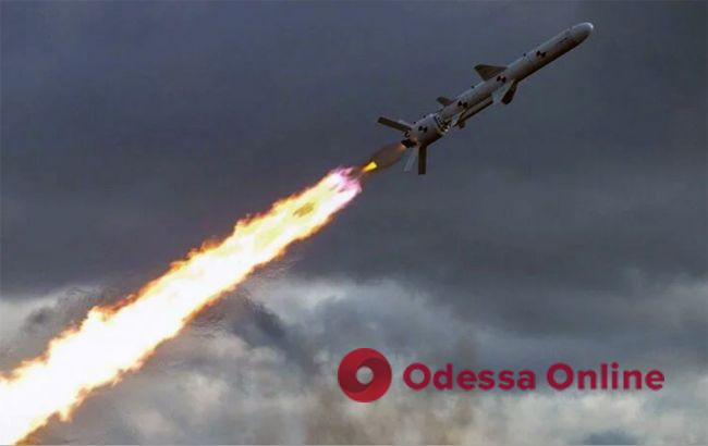 Ночью над Черным морем сбили две крылатые ракеты, выпущенные в сторону Одессы