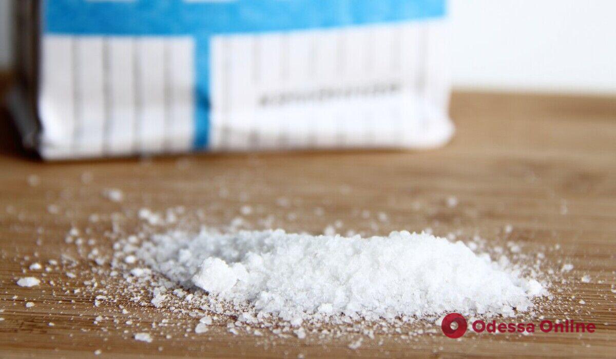 Крупные продуктовые сети договорились о поставках соли из-за рубежа