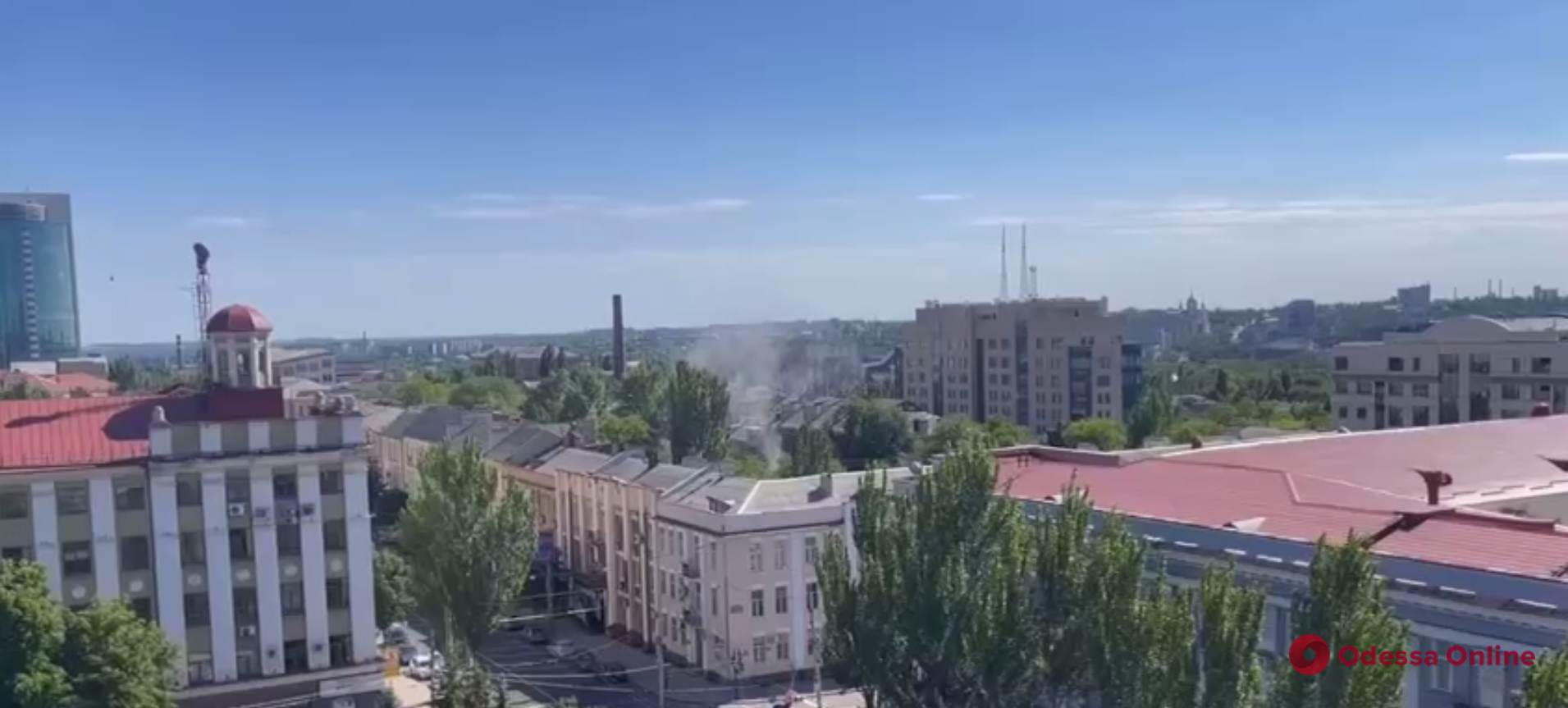 Возле «администрации» Пушилина в центре Донецка прогремели взрывы
