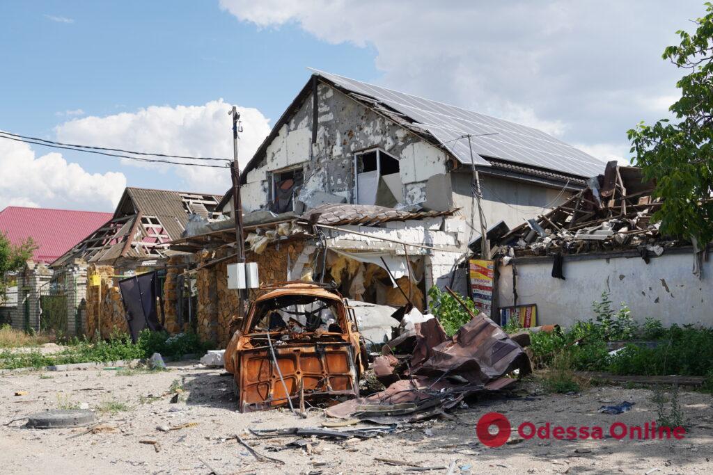 «Просили есть и искали оружие»: жители освобождённых сел Николаевской области рассказали о набеге орков (фоторепортаж)