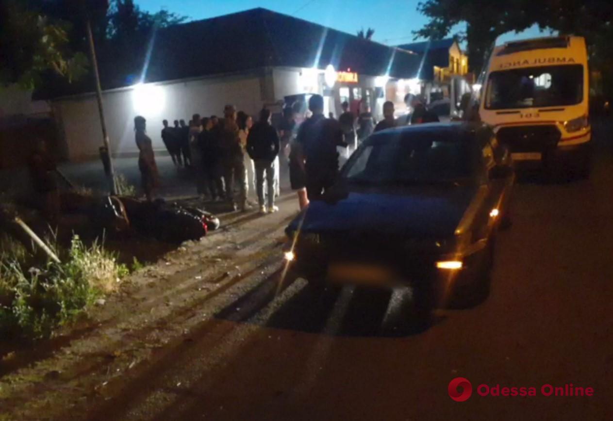 В Одессе на Нескучной 16-летний мопедист врезался в авто